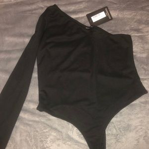 PrettyLittleThing black one shoulder bodysuit